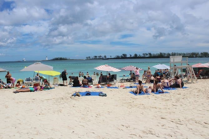 Compare Rum Reggae Tours in Nassau