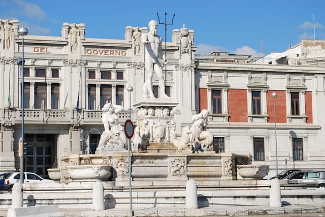 Messina City and Coast Tour