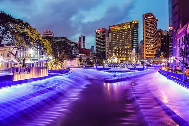Glittering Night at Lake Symphony, River of Life & Saloma Bridge