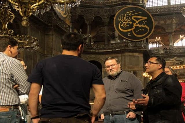 Private Customizable Istanbul Day Tour with Licensed Guide