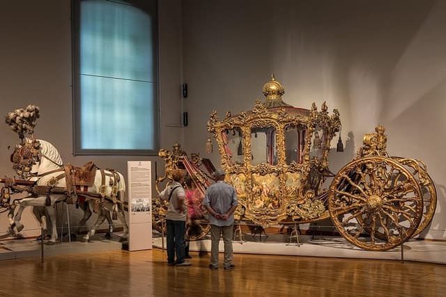 Skip the Line:Imperial Carriage Museum by Schönbrunn Kaiserliche Wagenburg Wien
