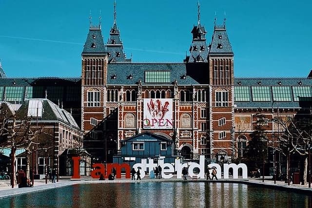 Rijksmuseum & Amsterdam City Center Semi-Private Tour 12ppl Max