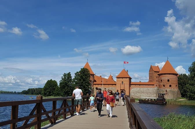 Best Trakai Castle Day Trips from Vilnius