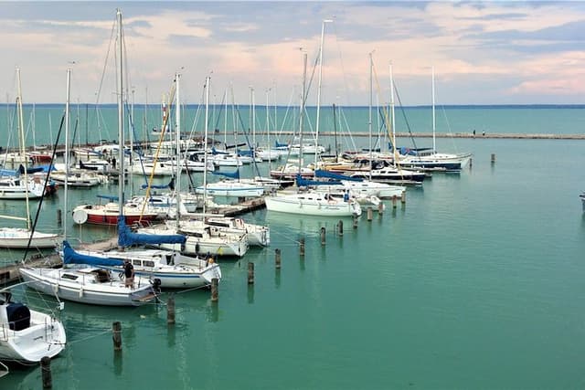 Private Lake Balaton Experience with an unforgettable Wine Tasting