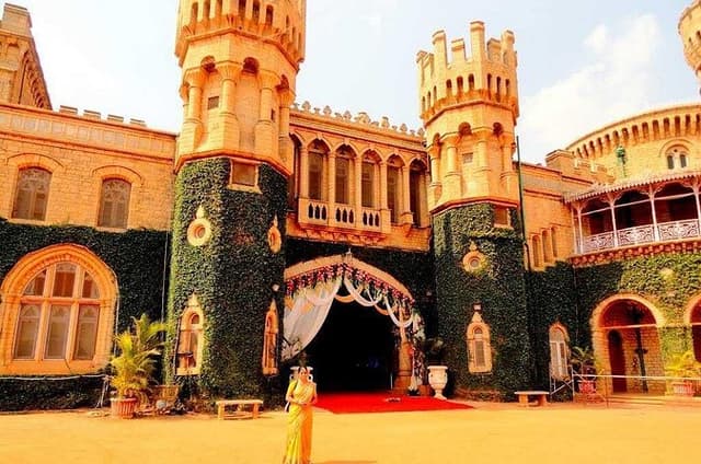 Bangalore City Tour (Lunch, Pick up & drop at hotel)