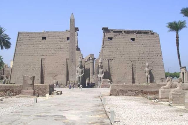 Day tour to Luxor from Portghalib