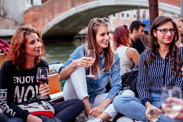 Private Drinks & Bites in Cannaregio Tour