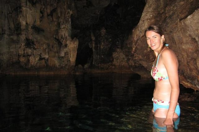 3-Hour Tongatapu East Coast and Anahulu Cave Tour