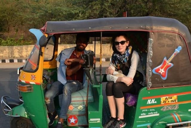 Jaipur: Private Day Trip by Tuk-Tuk & Guide with Pick-Up & Drop