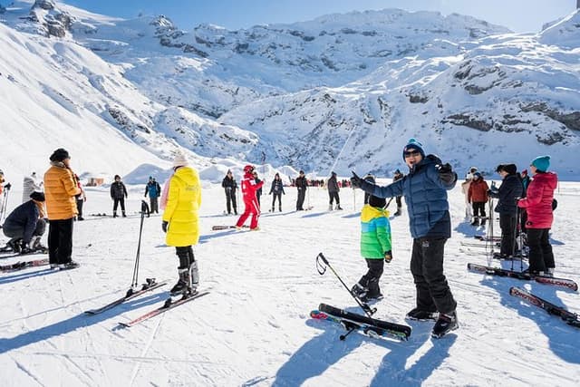 Mt. Titlis First Time Ski Experience from Zurich