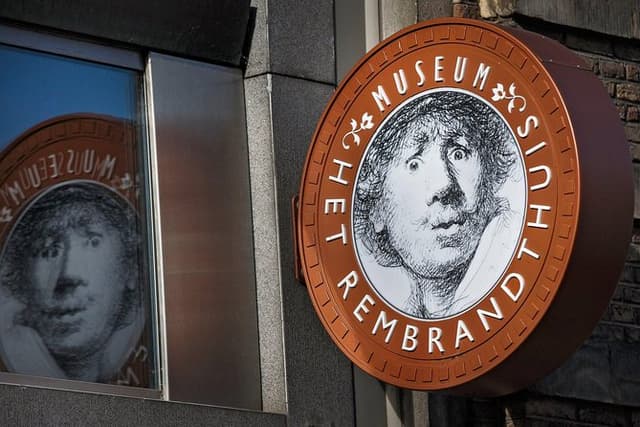 Rembrandt House & Neighborhood Exclusive Guided Walking Tour