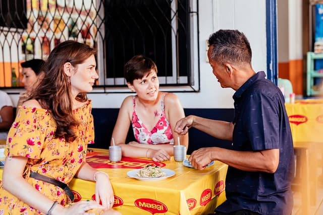 The 10 Tastings of Chiang Mai With Locals: Private Street Food Tour