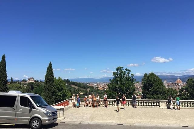Florence Hidden Sights Private Tour from Livorno