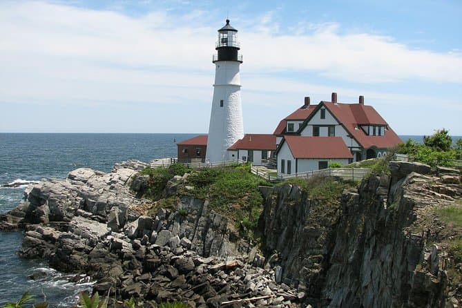 Best Maine Coastal Tour: Lighthouses & Kennebunkport