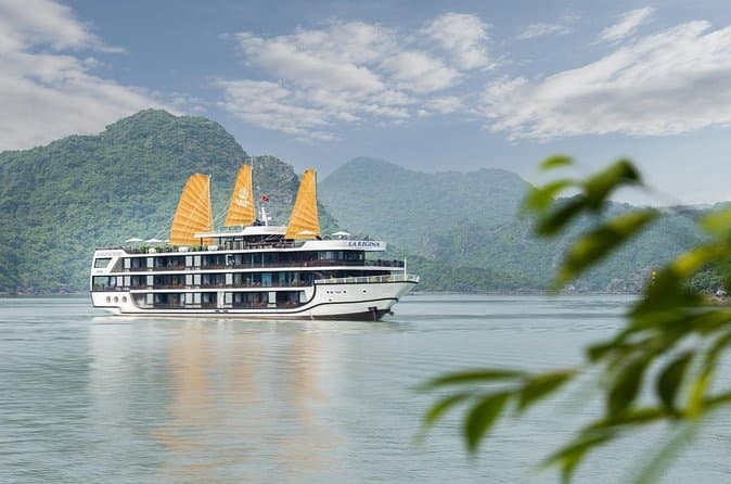 Compare Top Halong Bay Tours