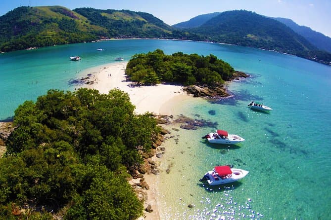 Speedboat Tour in Super Blue Lagoon