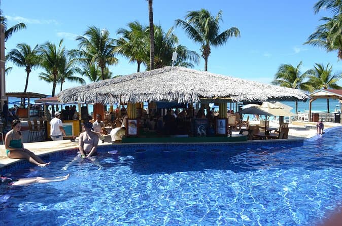 Roatan Beach Escape: Infinity Bay Pass