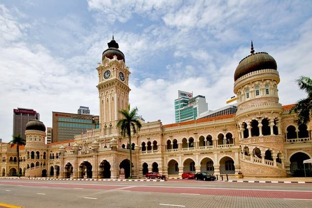 Kuala Lumpur Heritage & Culture: Iconic Landmarks Tour