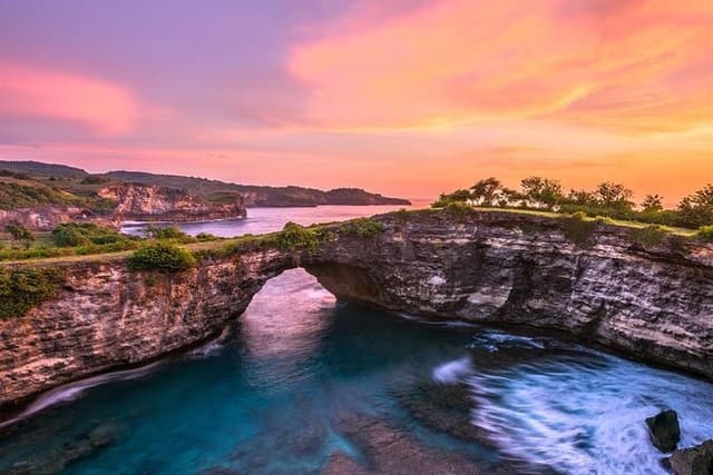 West Trip and Snorkeling Nusa Penida