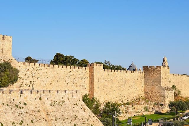 Day Tour to Jerusalem and Bethlehem from Tel Aviv