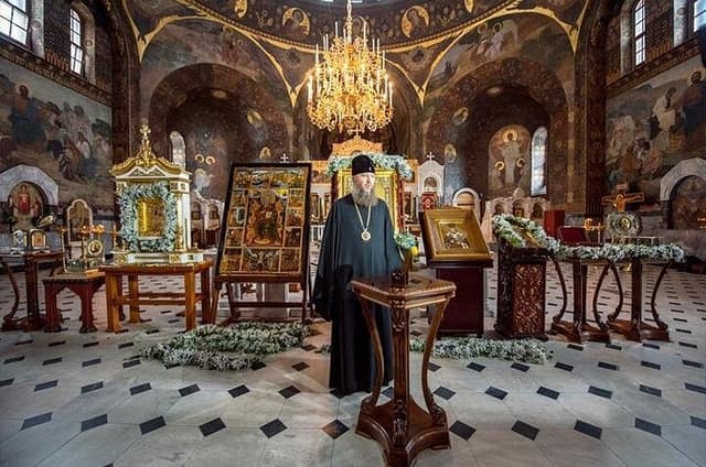 Pechersk Lavra Monastery Private Tour