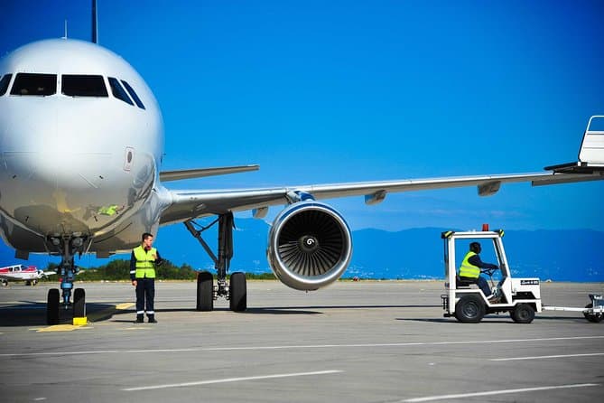 Reliable Private Transfers from San Salvador Airport