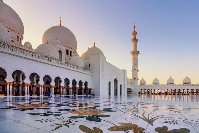Sheikh Zayed Grand Mosque Tour - Dubai