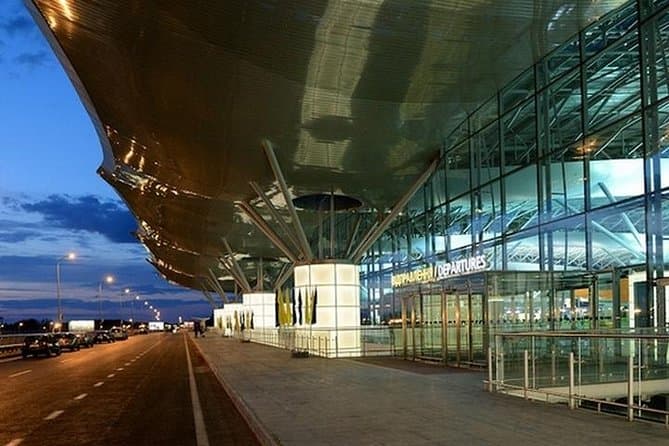 Reliable Private Transfers from Boryspil Airport to Kiev