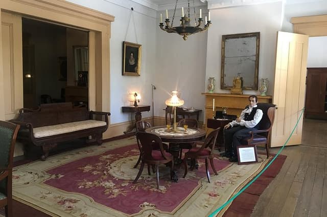 Destrehan Plantation Tour with transportation