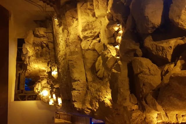 Discover the Secrets of the Underground Jerusalem private tour