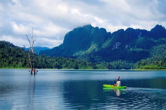 Full-Day Tour to Cheow Lan Lake in Khao Sok National Park from Krabi