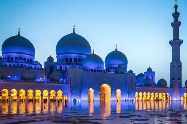 Abu Dhabi Half Day City Tour