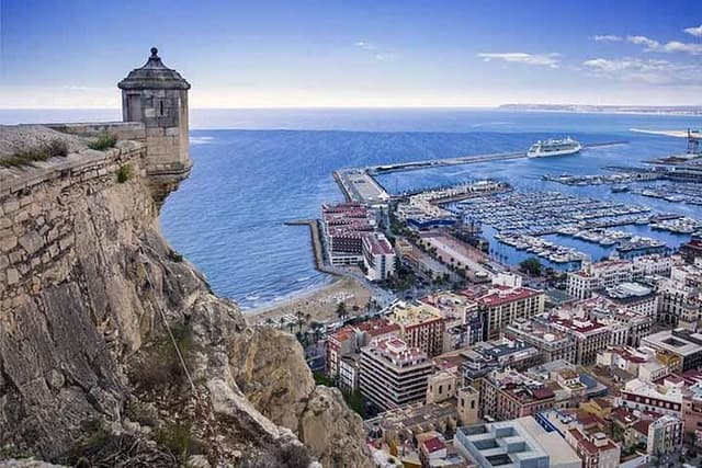 Best of Alicante Half Day Private Tour with transport