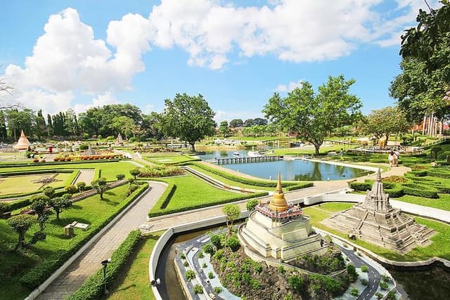 Mini Siam Miniature World Admission with Roundtrip Transfer from Pattaya