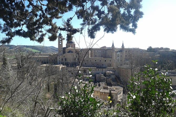 Best Urbino Walking Tour: Explore Renaissance Pesaro