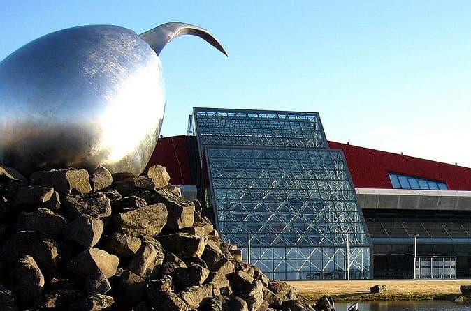 Compare Private Airport Transfers in Reykjavik