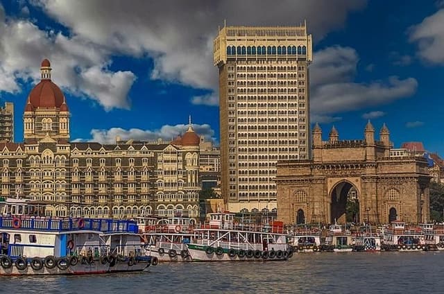 Private Walking Tour In Colaba, Mumbai