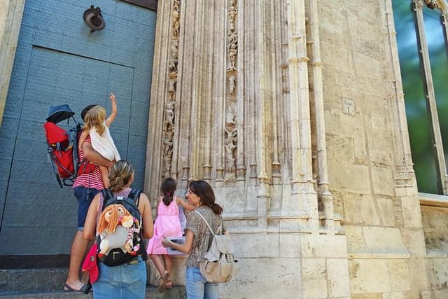 Valencia Family Tour Guided tour in Italian