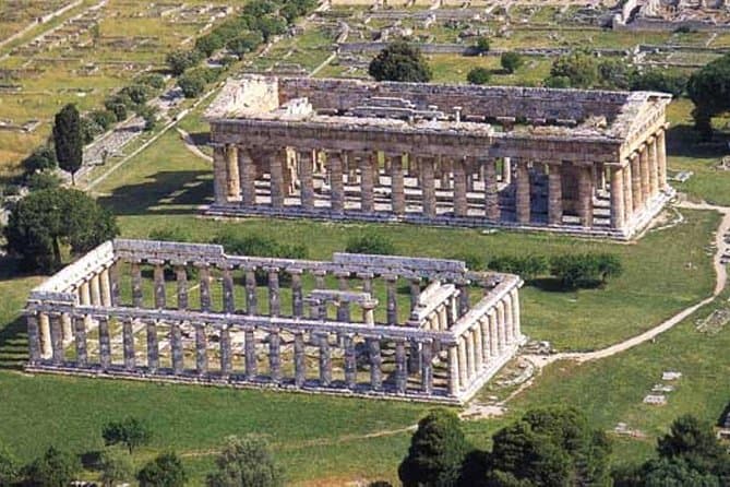 Explore the Majestic Ancient Temples of Paestum