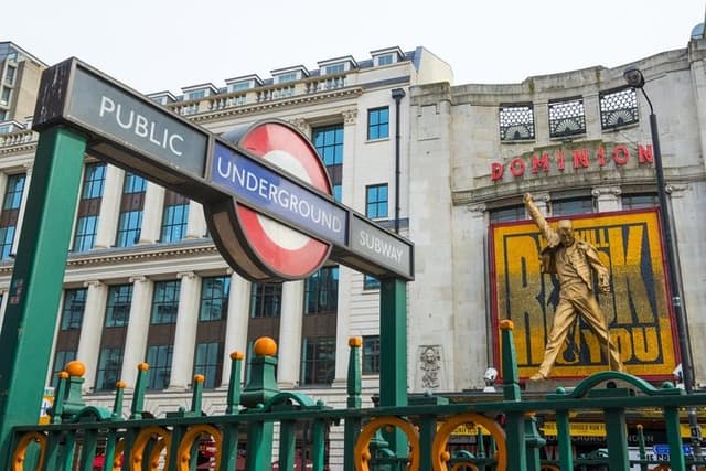 London Rock Music Tour: Beatles, Queen & Pink Floyd