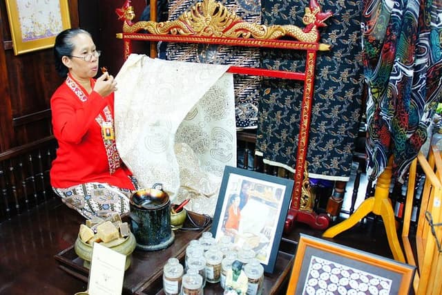 Explore City Tour from Yogyakarta