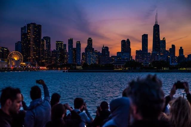 Chicago By Night River and Lake Cruise