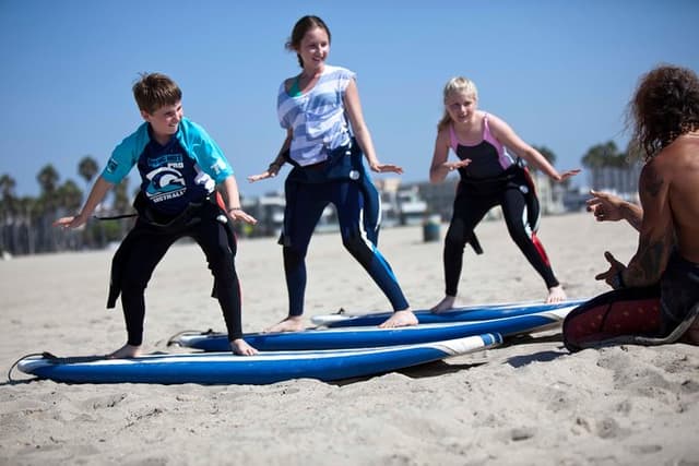 2-Hour Surf Lesson in Santa Monica