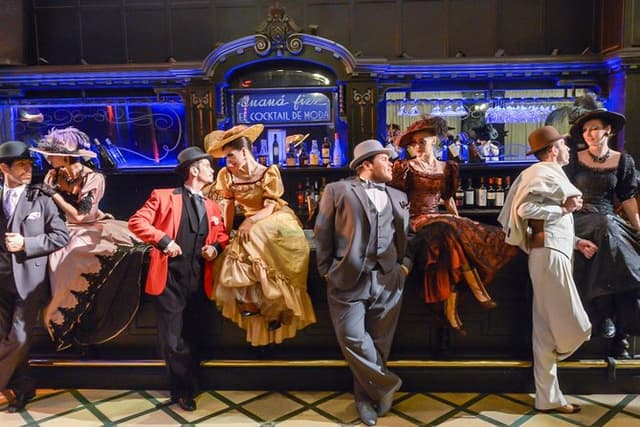Buenos Aires Shore Excursion: El Querandi Tango and Dinner Show