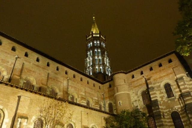 Toulouse: Walking through history