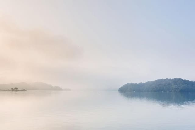 Sun Moon Lake 1-Day Leisure Tour from Taipei