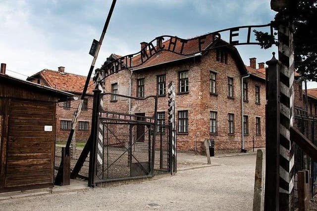 Auschwitz Birkenau Guided Tour