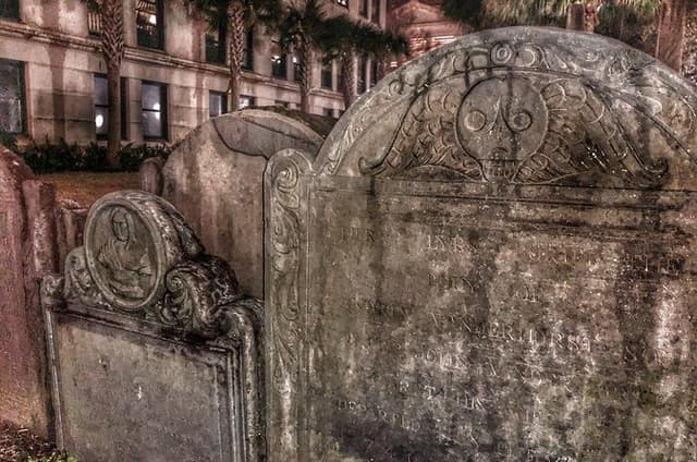 Charleston Ghost & Graveyard Night-Time Guided Walking Tour
