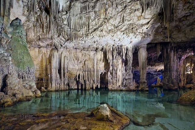 Cagliari: Day Trip to Cave of Neptune Private Experience