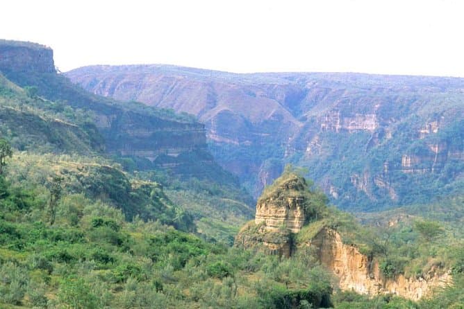 Hell's Gate & Lake Naivasha Day Trip